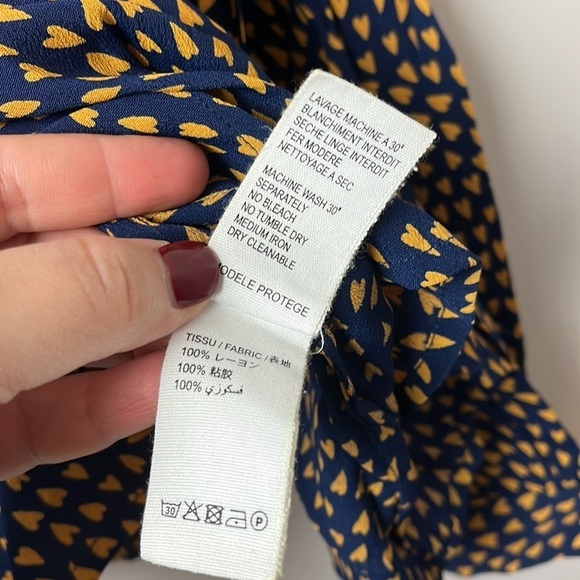 Bonpoint button down blouse hearts - Picture 6 of 9